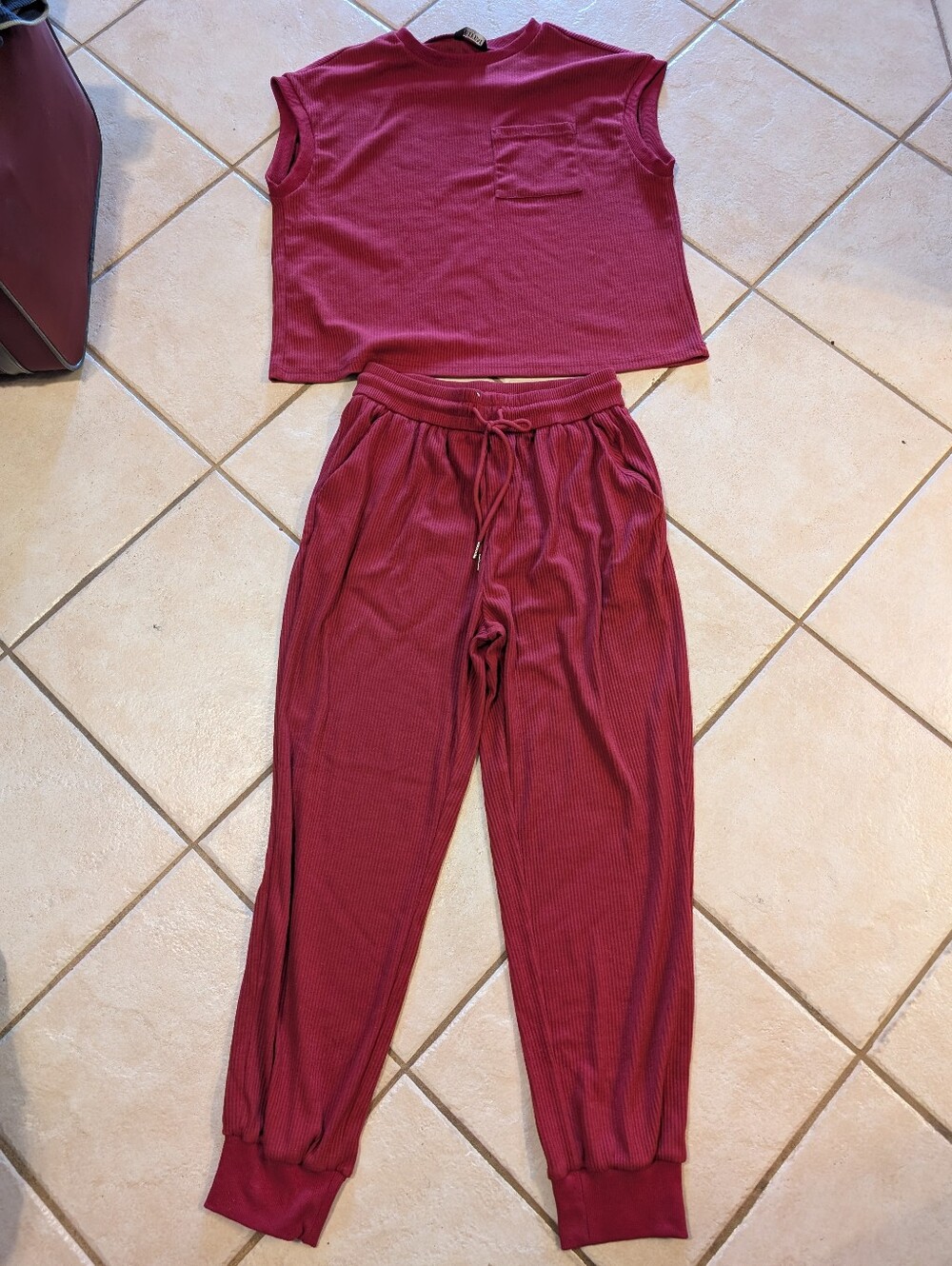 Relaxed Ribbed Pajama Set in Burgundy by